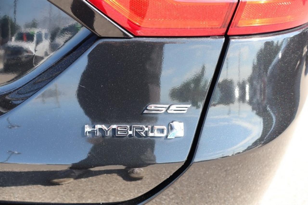Ford Fusion Hybrid  2013