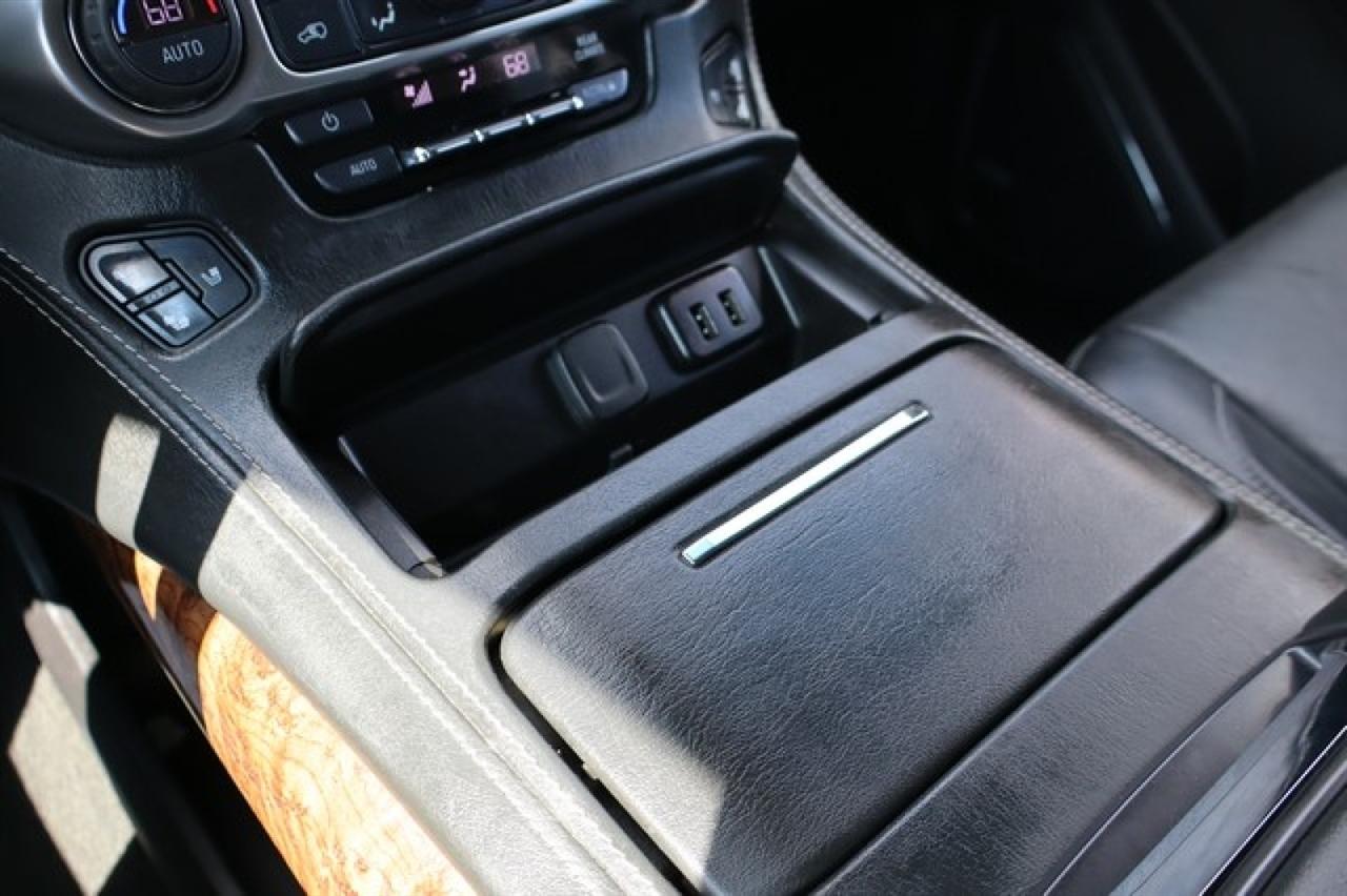 Chevrolet Suburban  2018