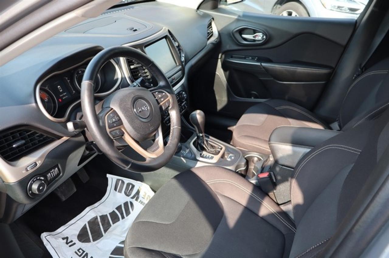 Jeep Cherokee  2016