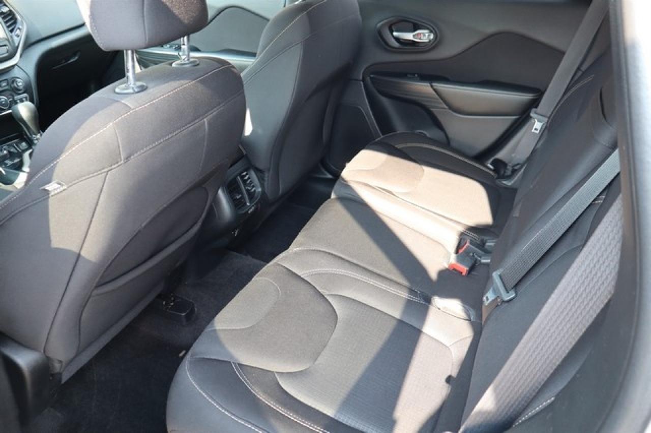 Jeep Cherokee  2016
