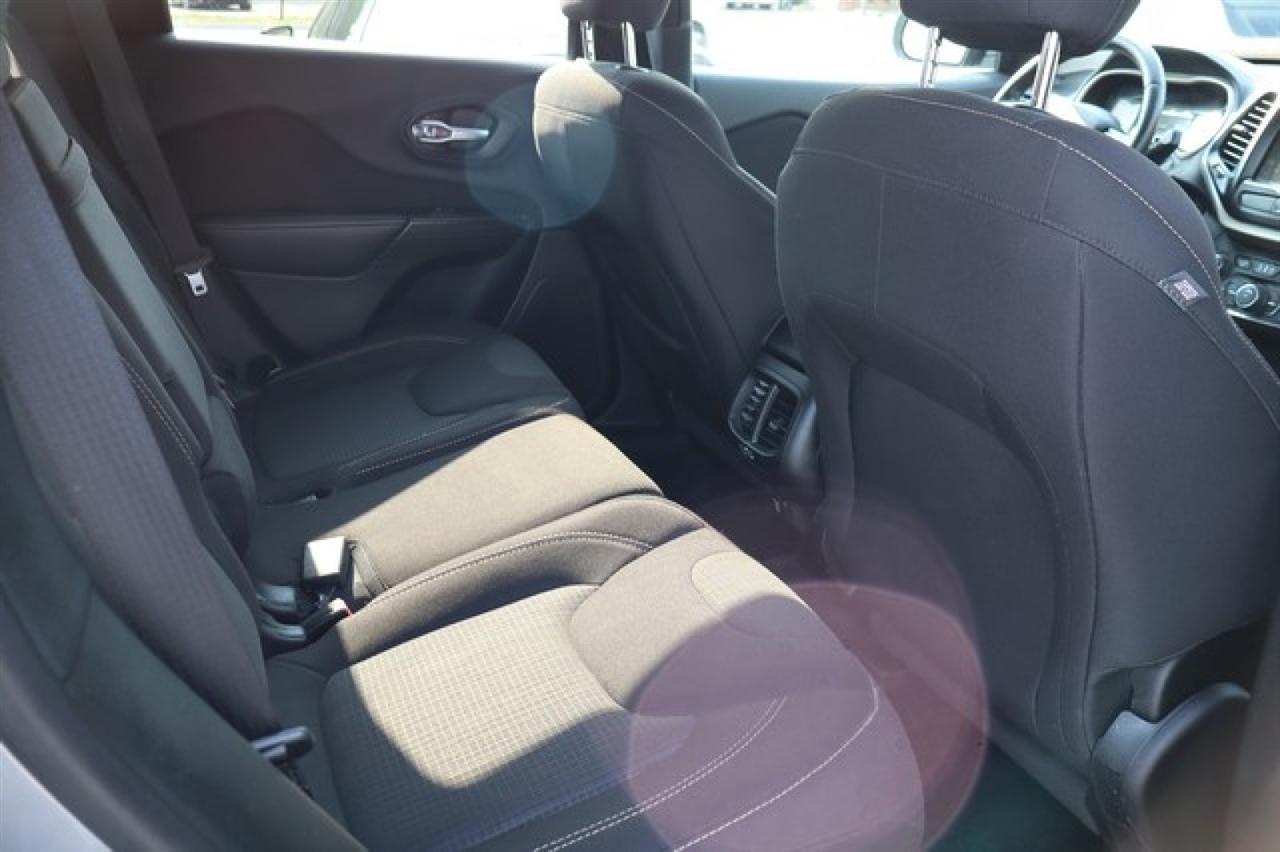 Jeep Cherokee  2016