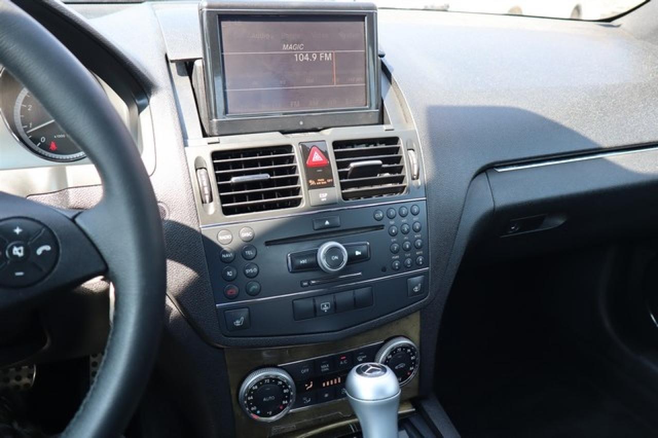 Mercedes-Benz C-Class  2009