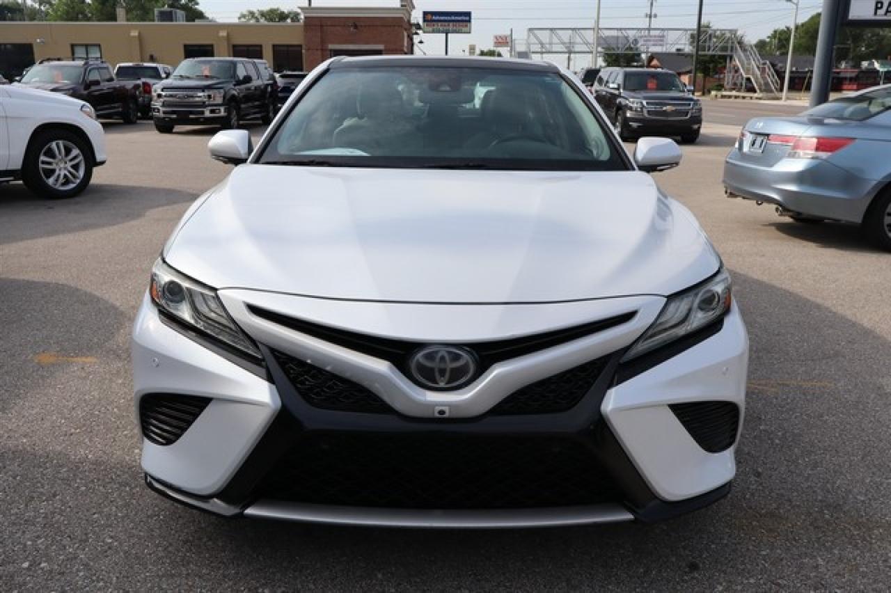 Toyota Camry  2018
