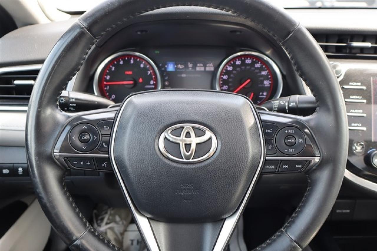 Toyota Camry  2018
