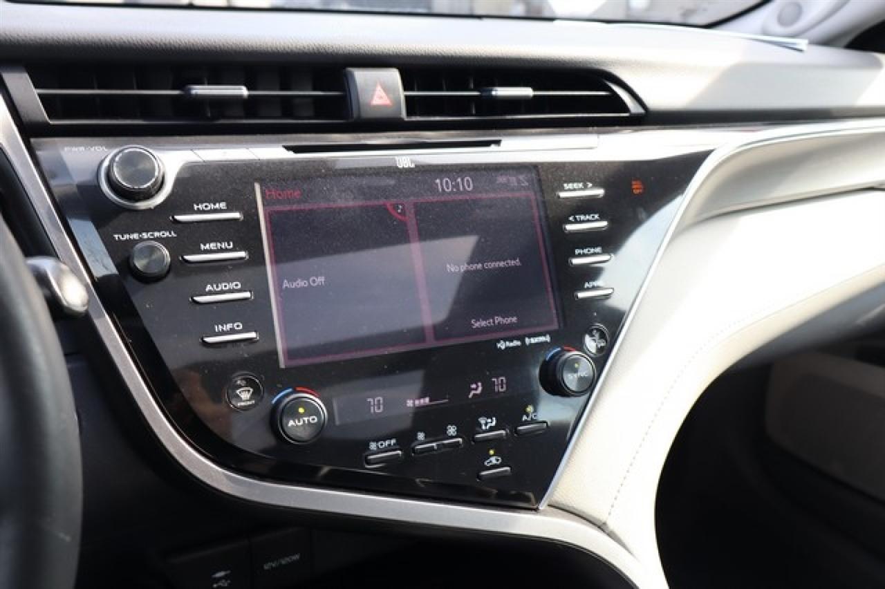 Toyota Camry  2018