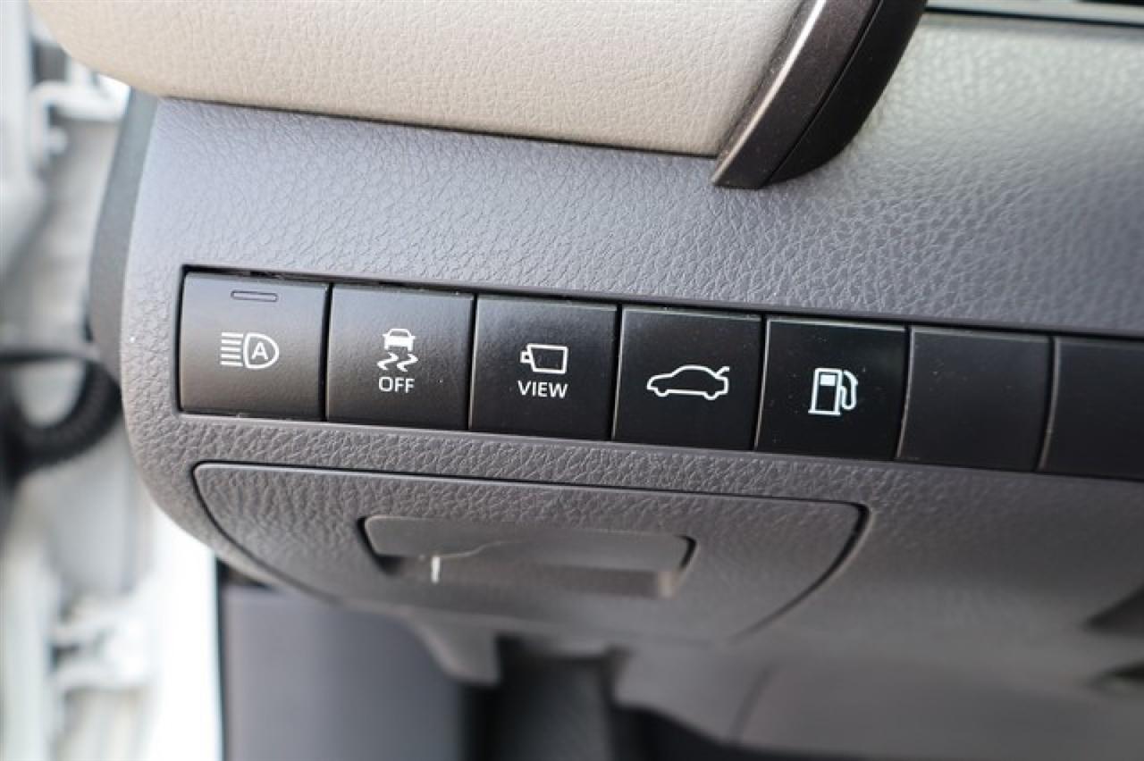 Toyota Camry  2018