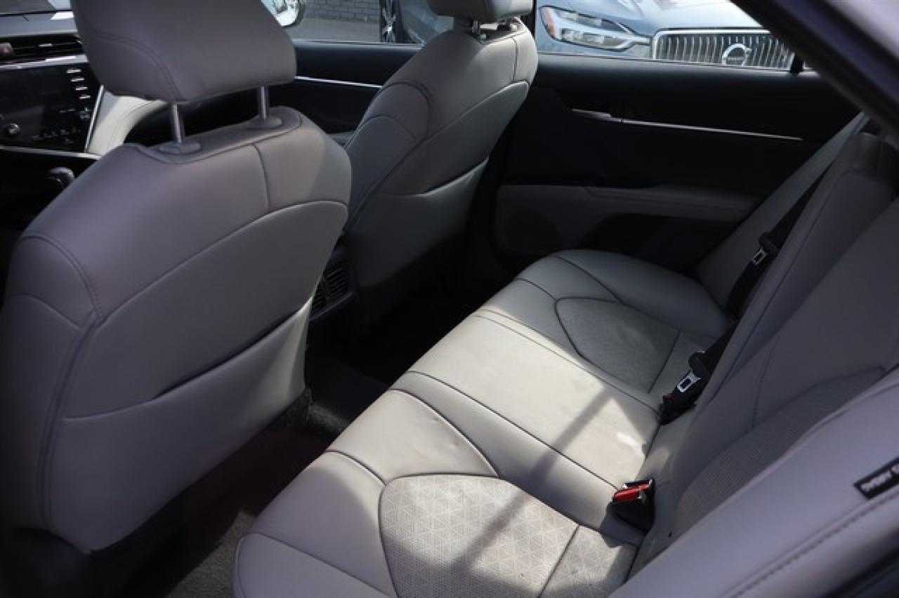 Toyota Camry  2018