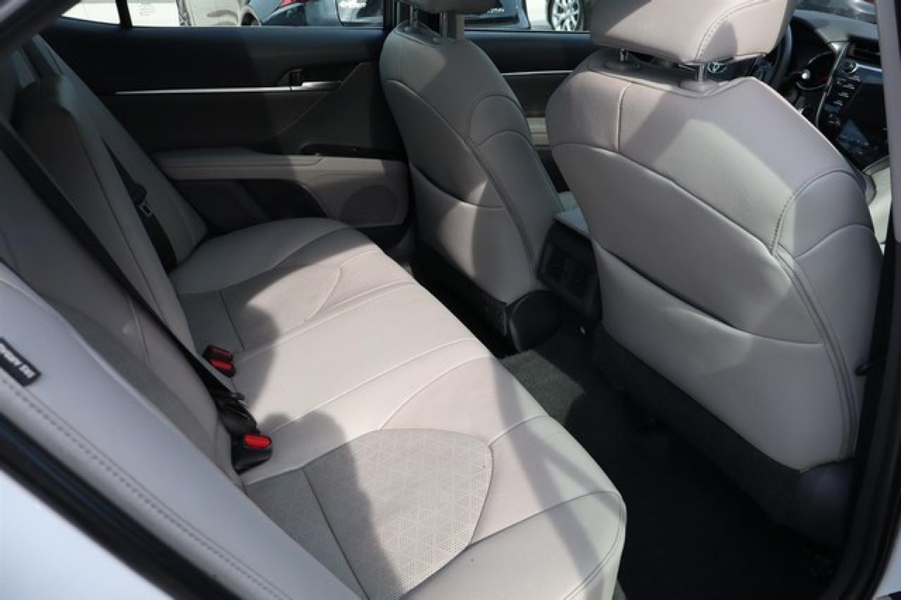 Toyota Camry  2018