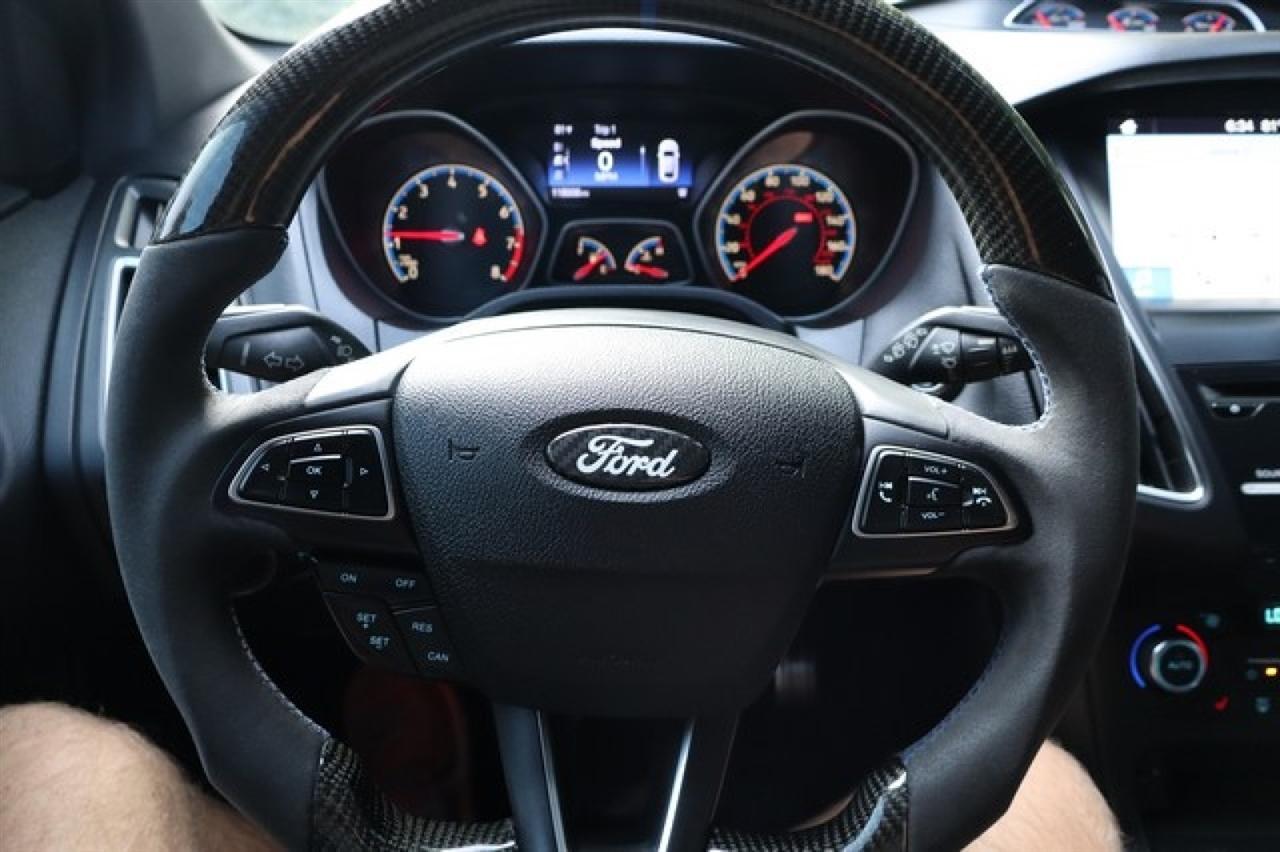 Ford Focus  2016