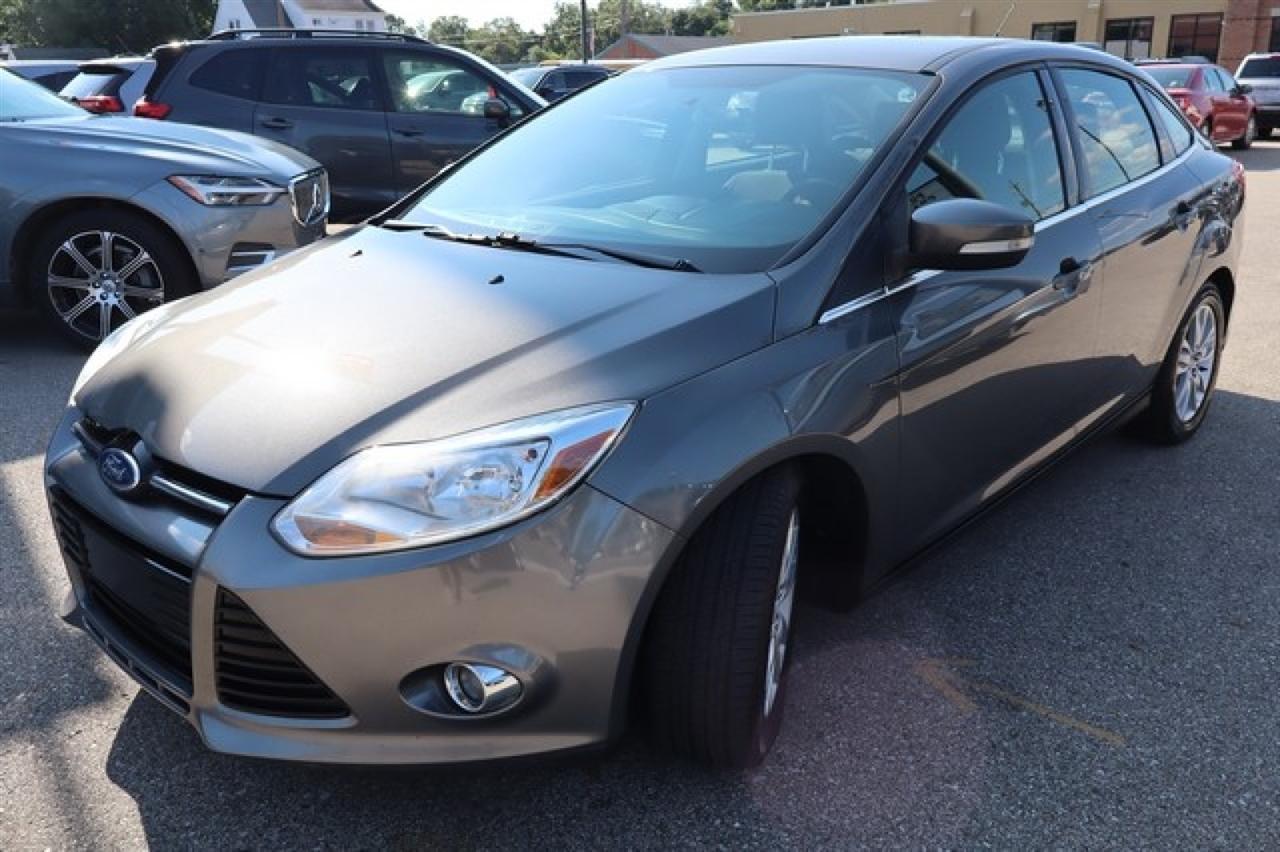 Ford Focus  2012