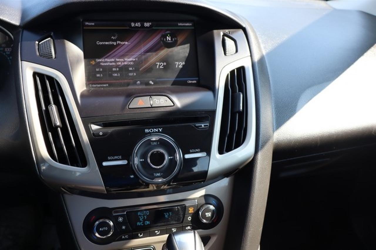 Ford Focus  2012