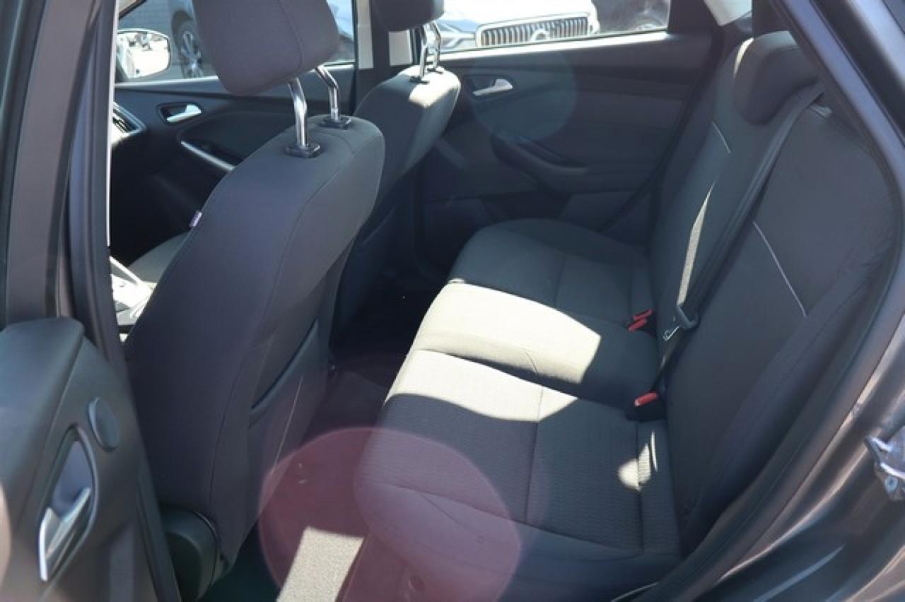 Ford Focus  2012