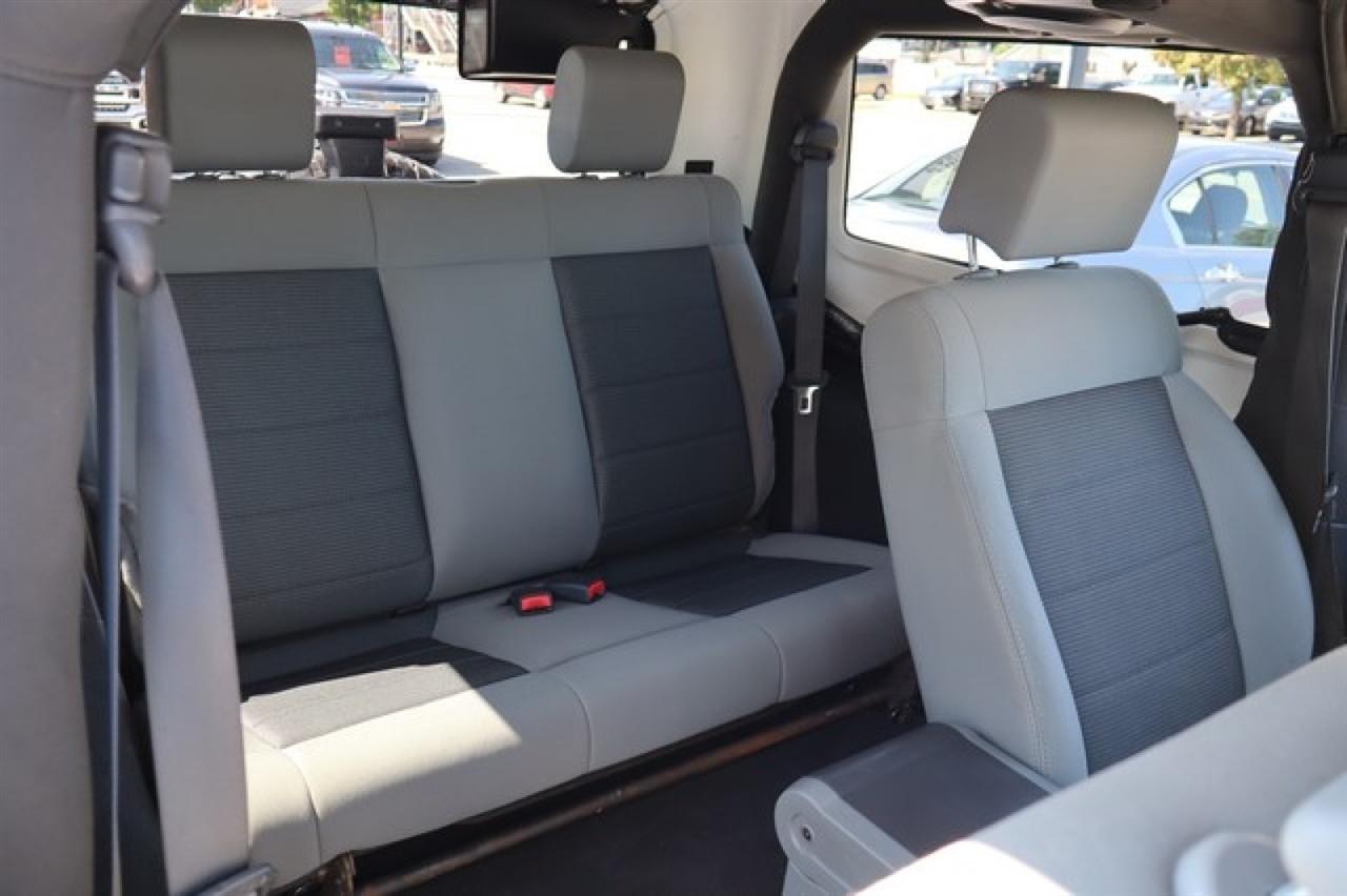 Jeep Wrangler  2010