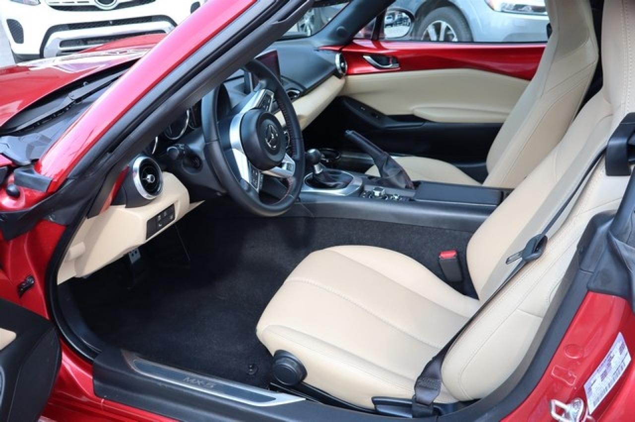 Mazda MX-5 Miata RF  2017