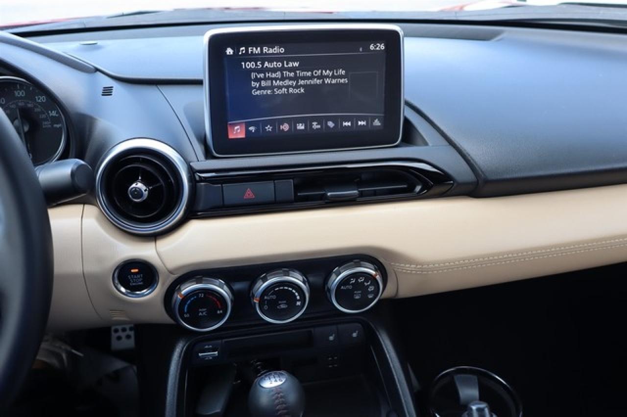 Mazda MX-5 Miata RF  2017
