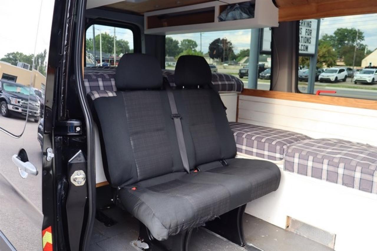 Mercedes-Benz Sprinter  2016