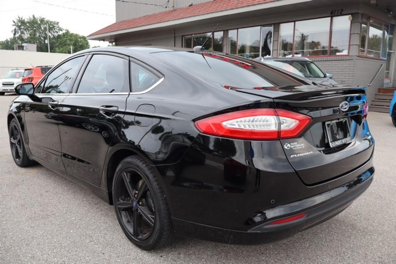 Ford Fusion  2016
