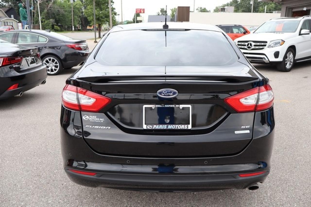 Ford Fusion  2016