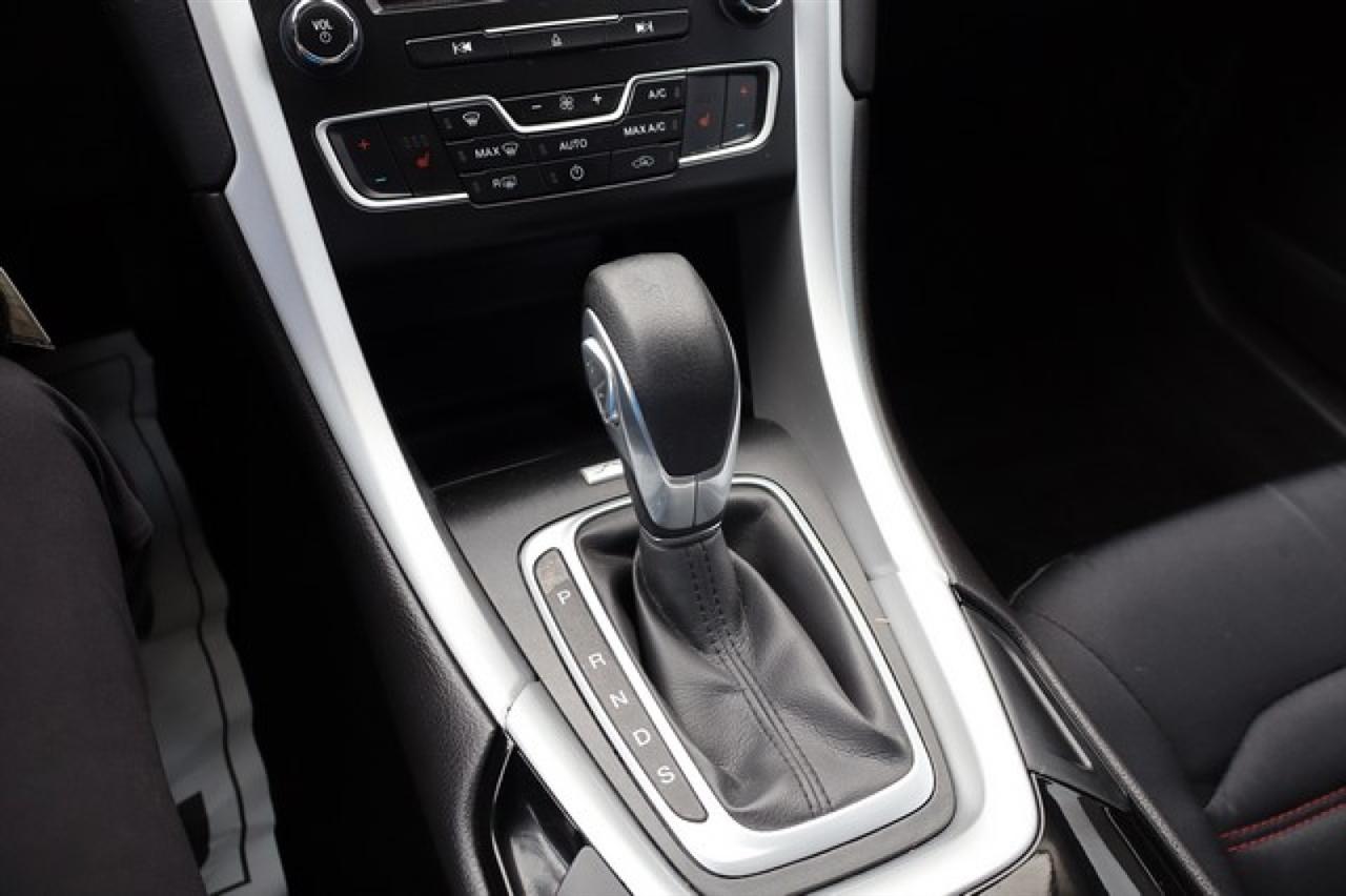 Ford Fusion  2016