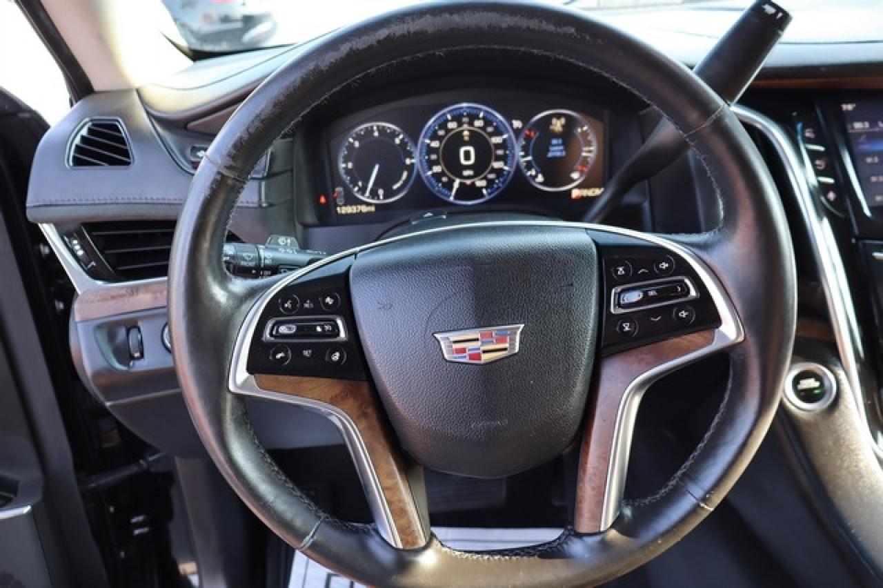 Cadillac Escalade  2015