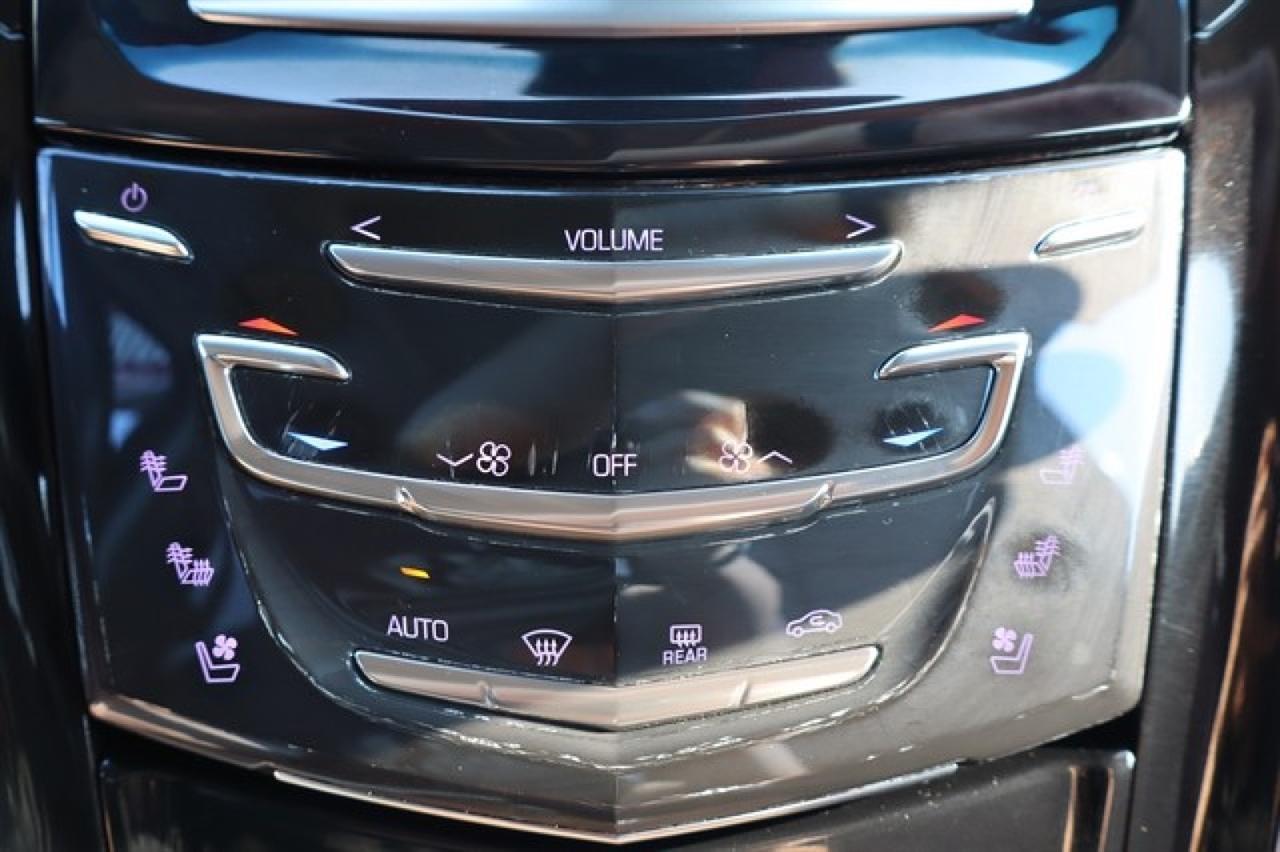 Cadillac Escalade  2015