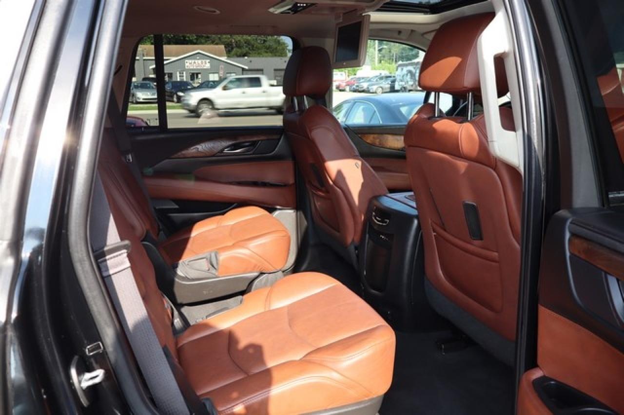 Cadillac Escalade  2015
