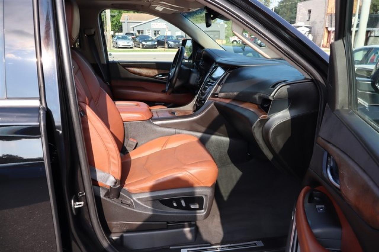 Cadillac Escalade  2015