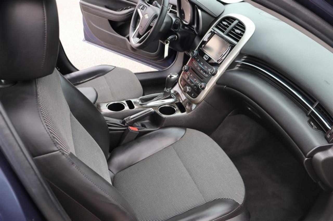 Chevrolet Malibu  2015