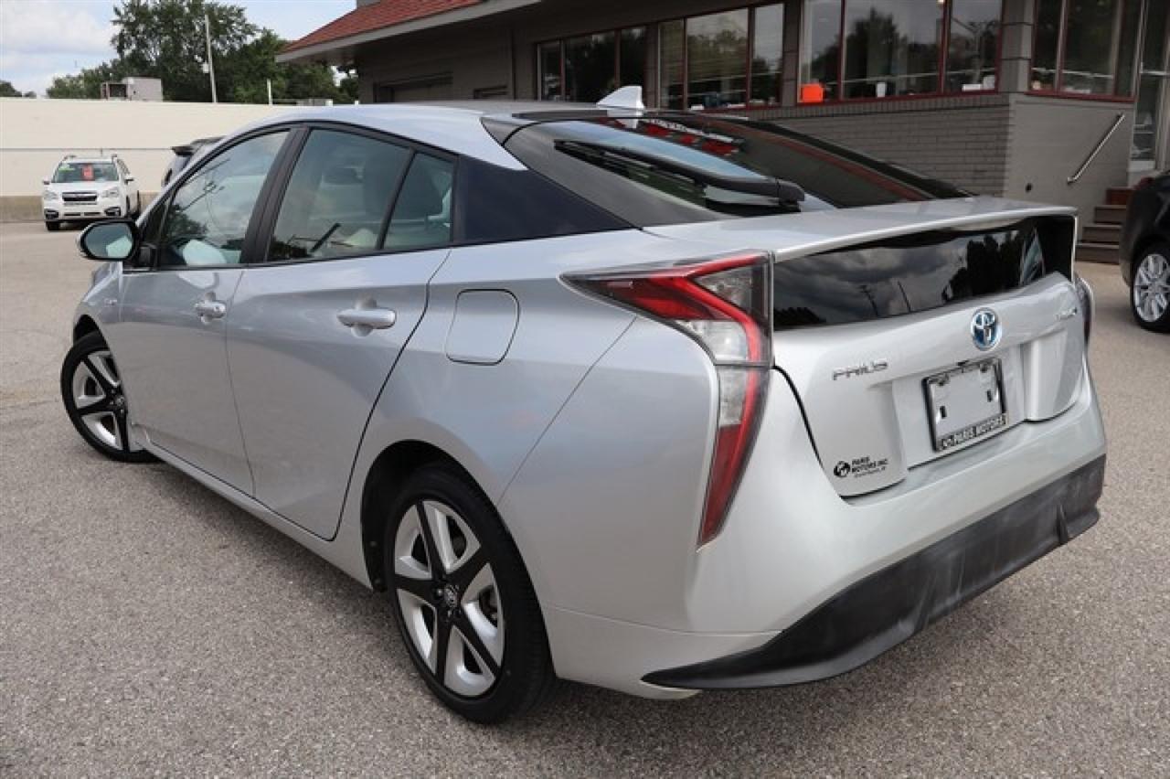 Toyota Prius  2017