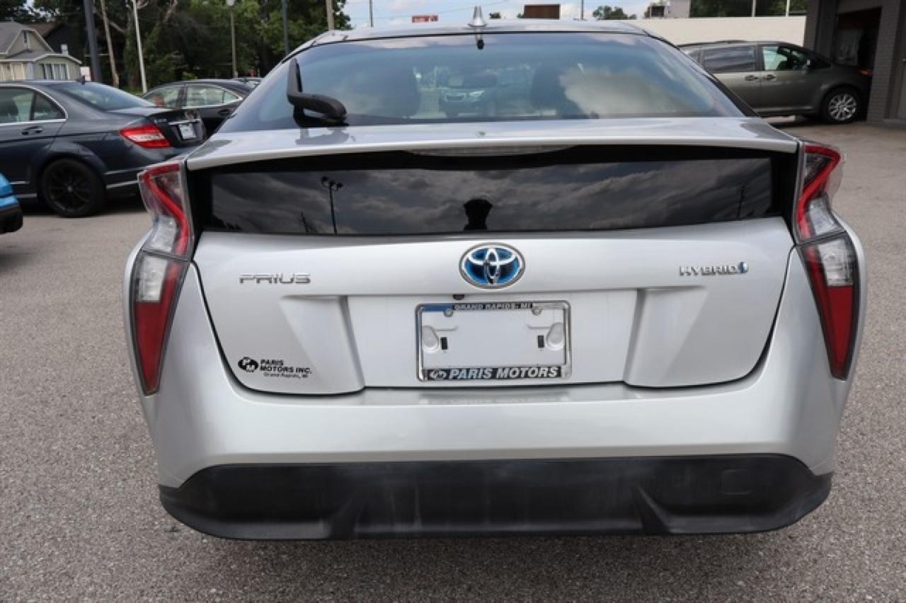 Toyota Prius  2017