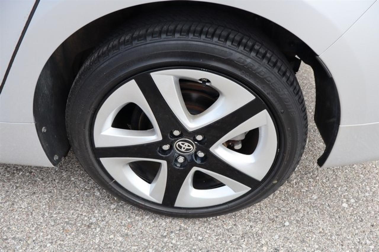 Toyota Prius  2017