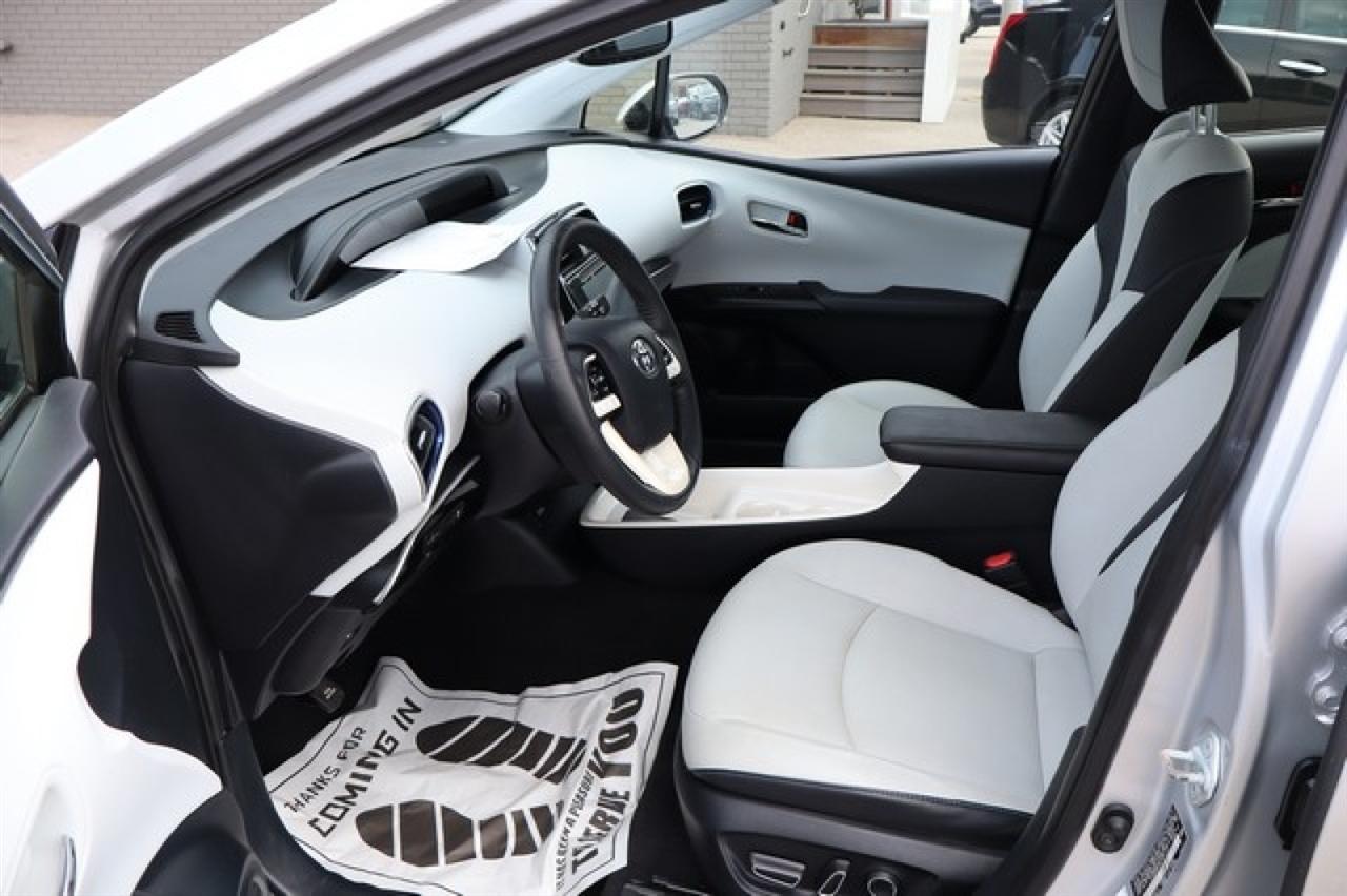 Toyota Prius  2017