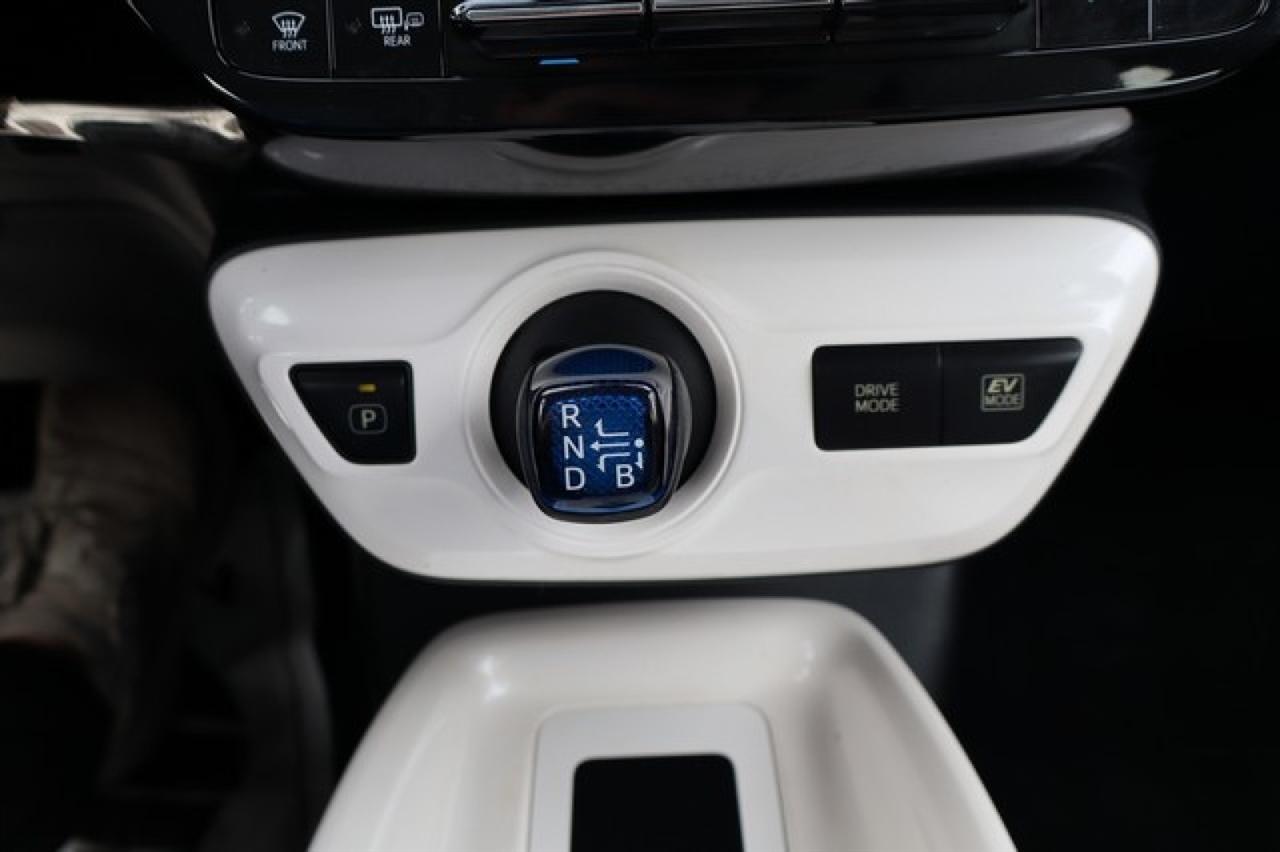 Toyota Prius  2017