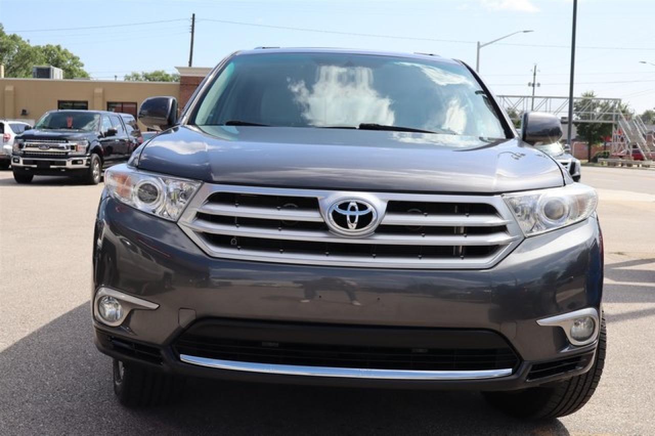 Toyota Highlander  2012
