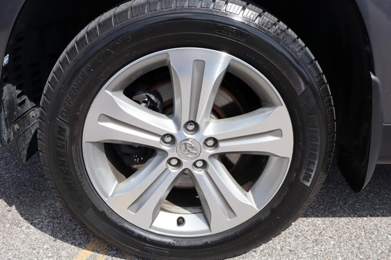 Toyota Highlander  2012