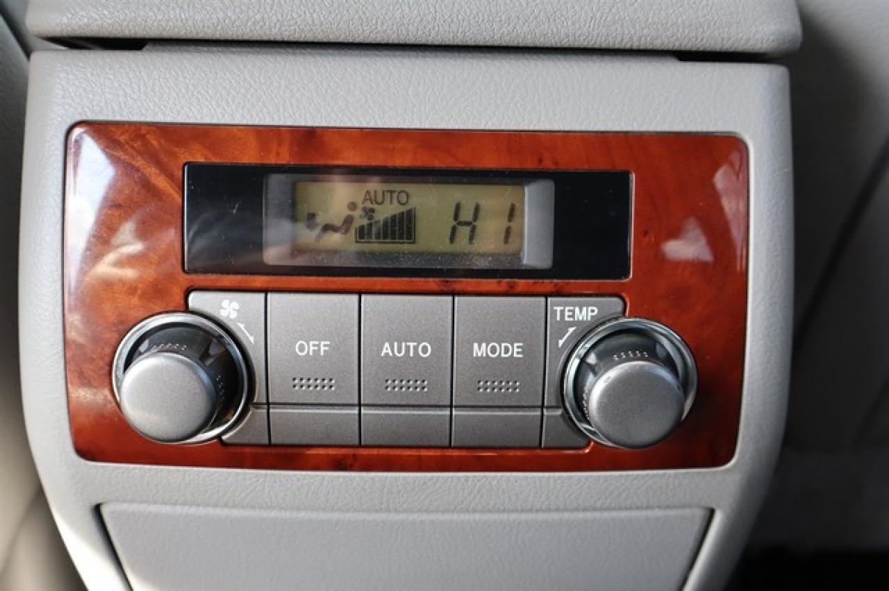 Toyota Highlander  2012