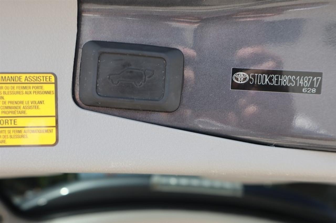 Toyota Highlander  2012