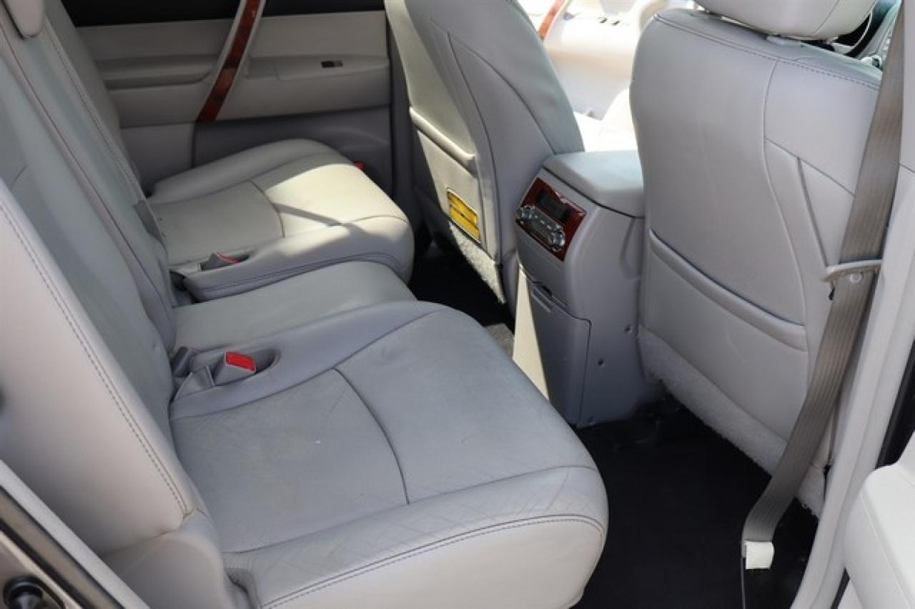 Toyota Highlander  2012