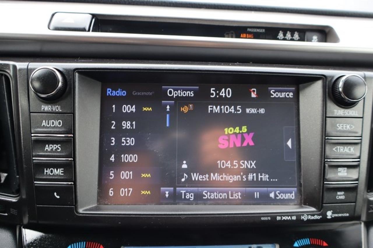 Toyota RAV4  2017