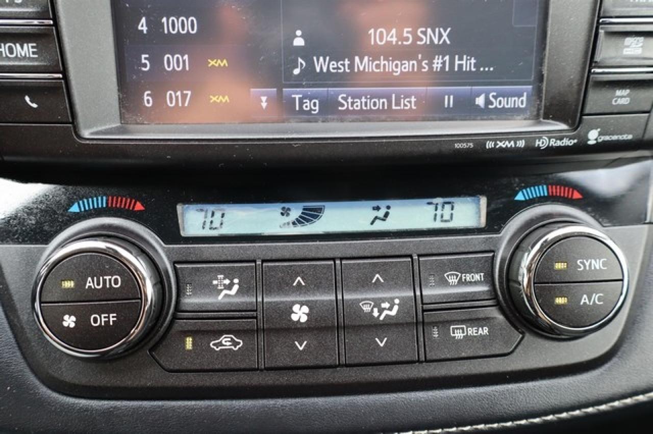 Toyota RAV4  2017