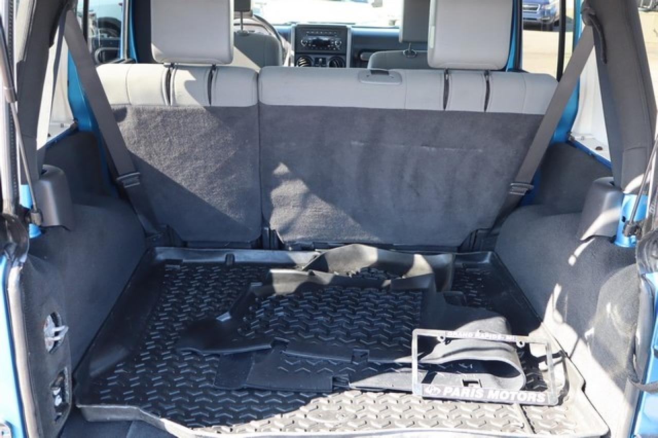 Jeep Wrangler  2010