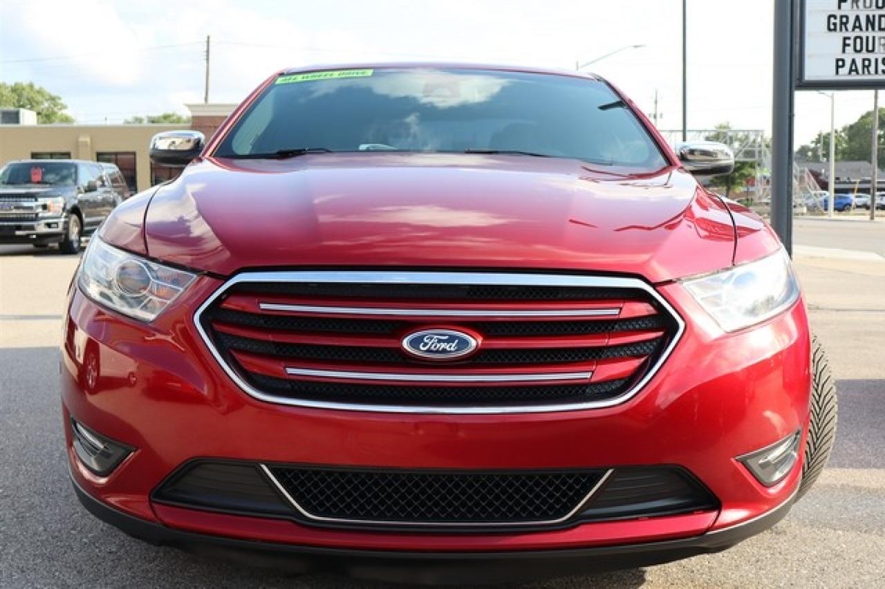 Ford Taurus  2013
