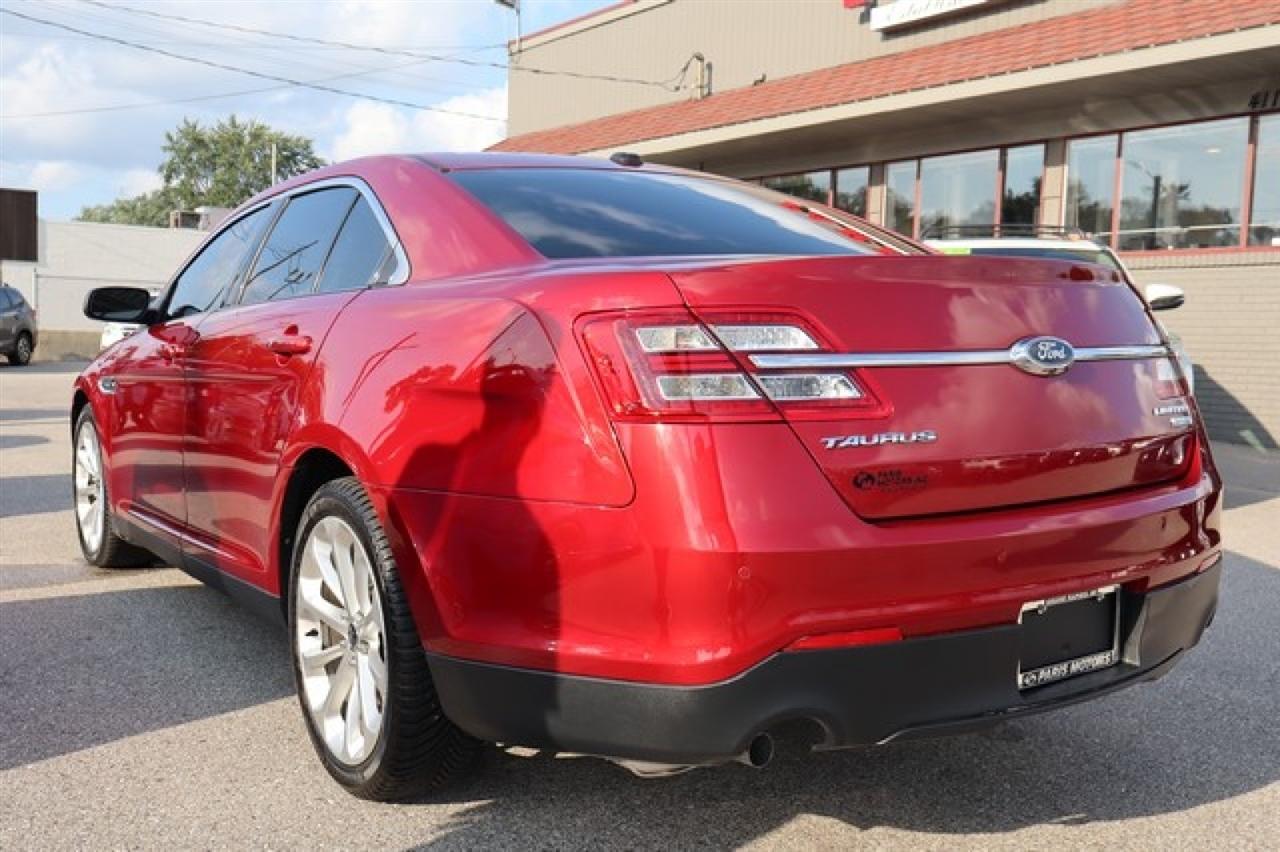 Ford Taurus  2013