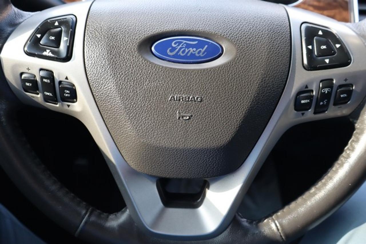 Ford Taurus  2013