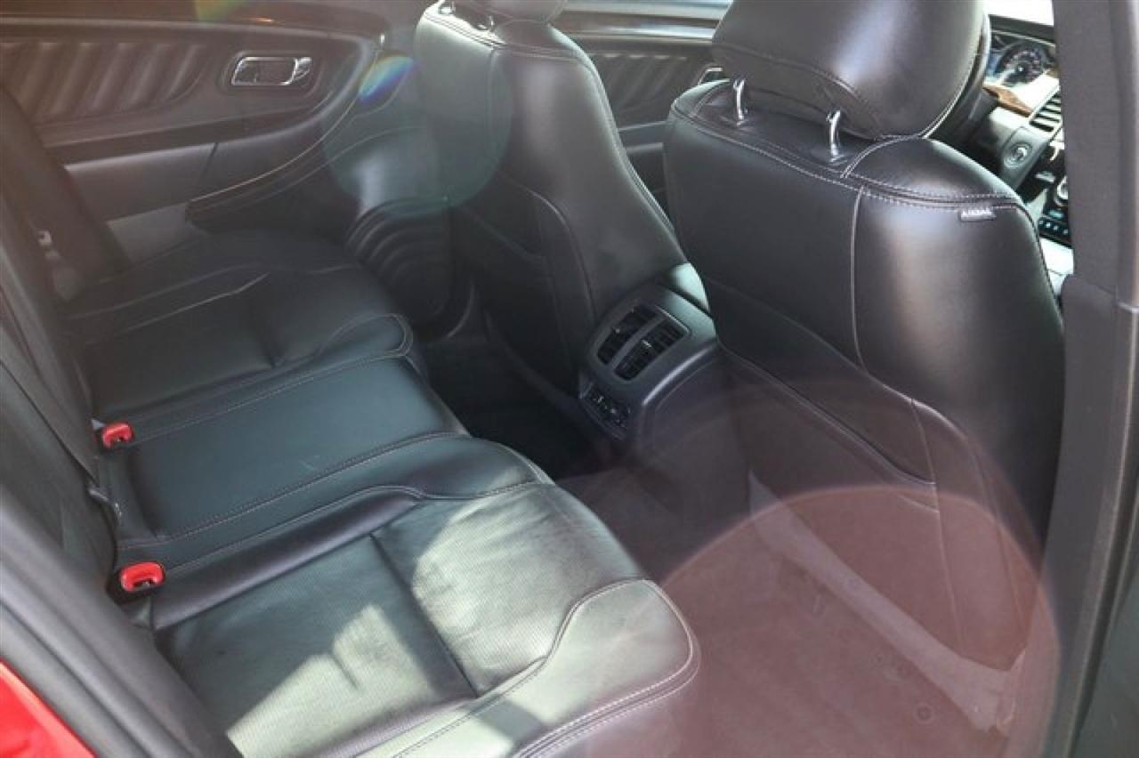 Ford Taurus  2013