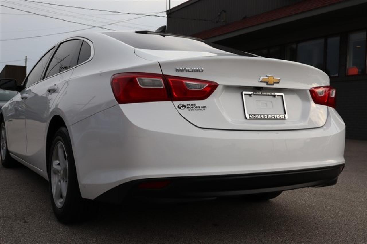 Chevrolet Malibu  2018