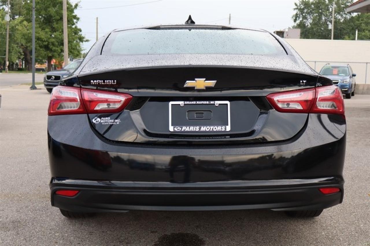 Chevrolet Malibu  2020
