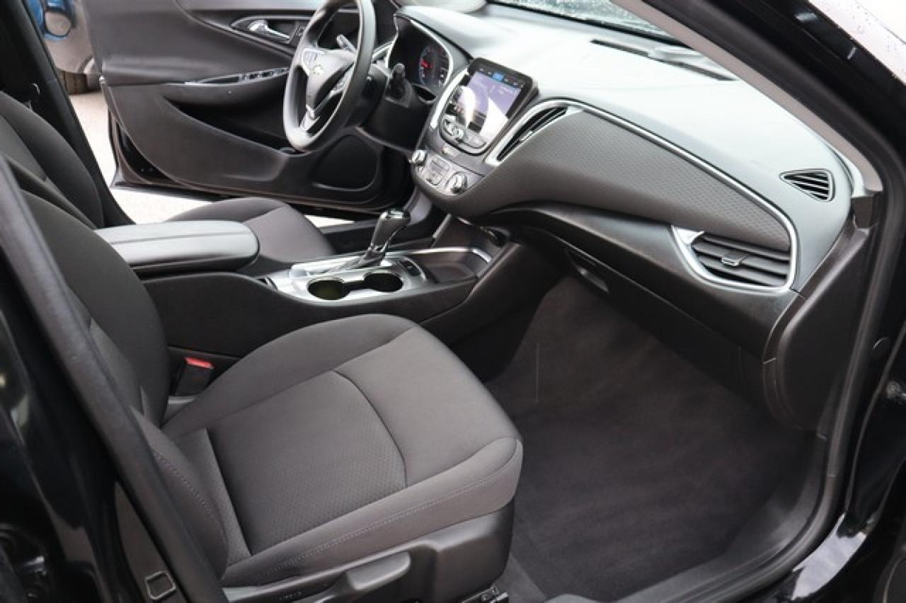 Chevrolet Malibu  2020