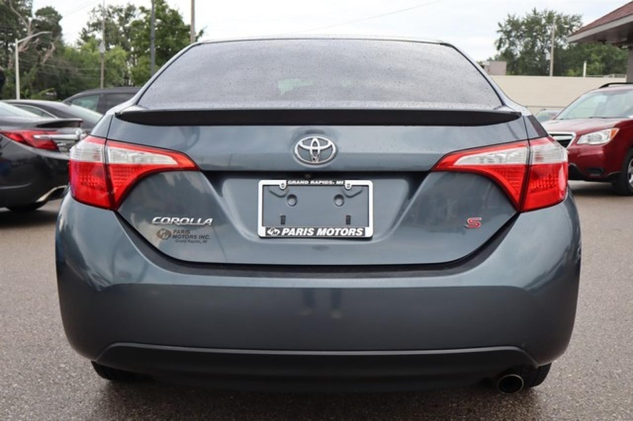 Toyota Corolla  2014