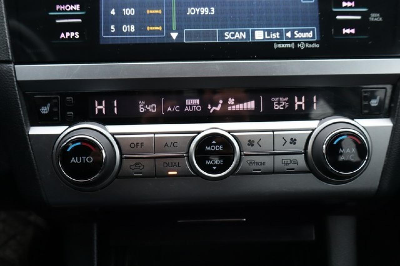 Subaru Legacy  2015